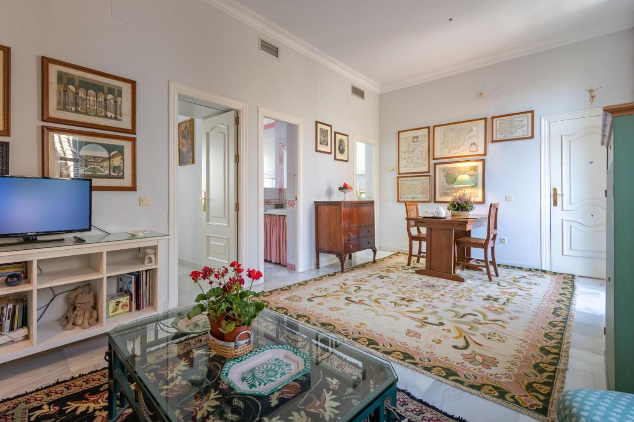 Santa Cruz Apartment, 2 pax, quiet&stil Sevilla Exterior foto