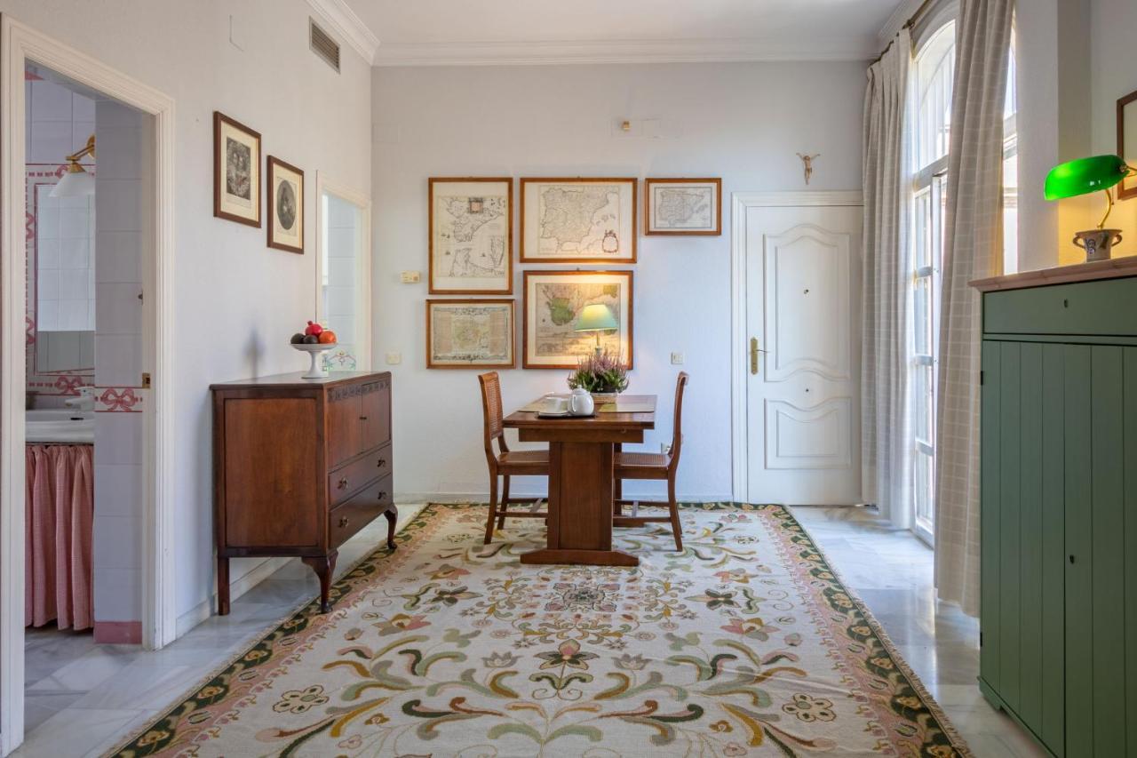 Santa Cruz Apartment, 2 pax, quiet&stil Sevilla Exterior foto