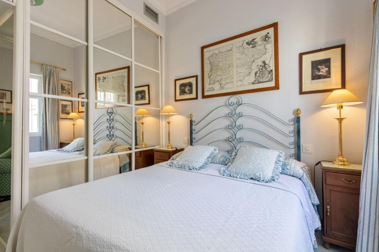 Santa Cruz Apartment, 2 pax, quiet&stil Sevilla Exterior foto